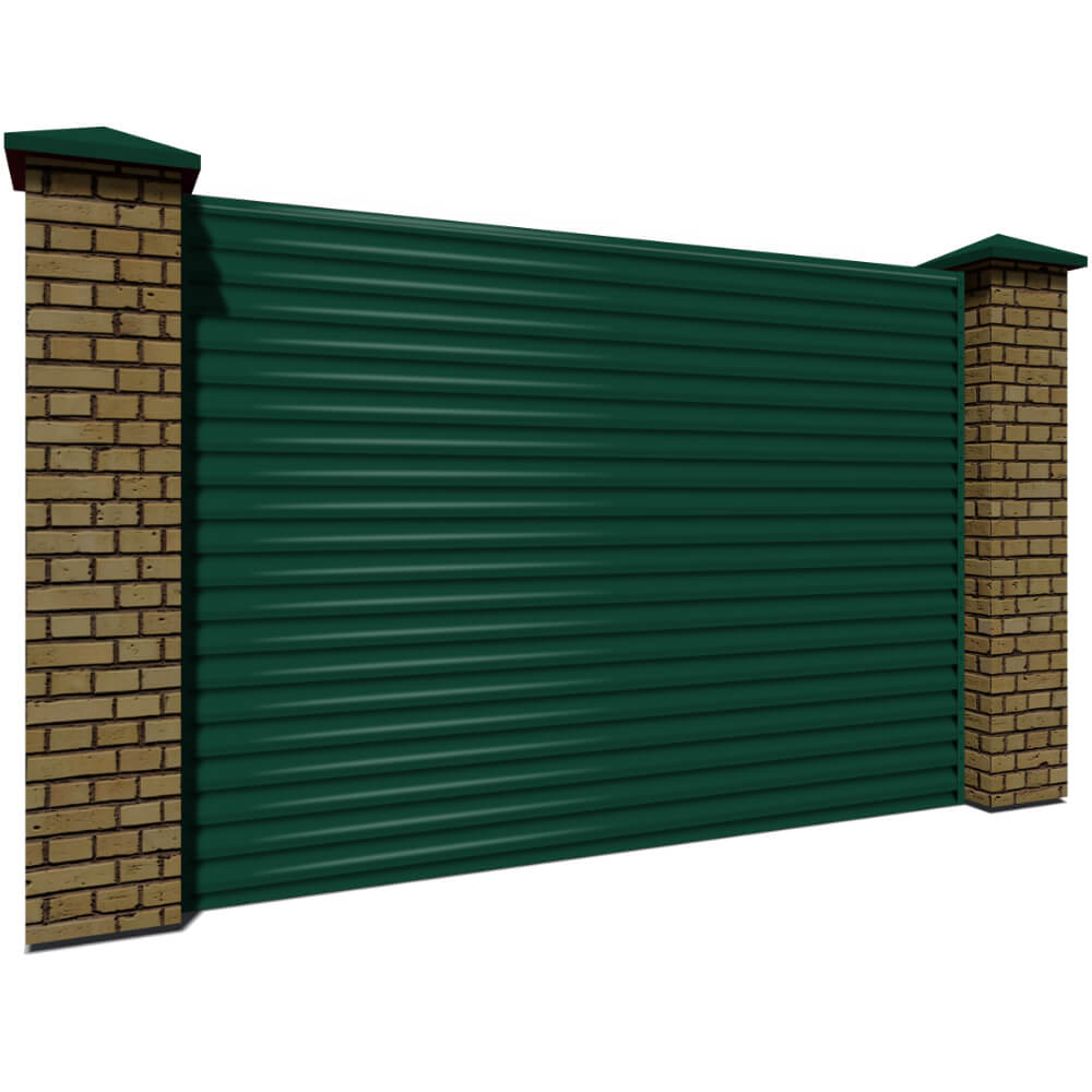 Секция забора жалюзи из ламелей еврожалюзи RAL6005 Зеленый Мох с кирпичными столбами